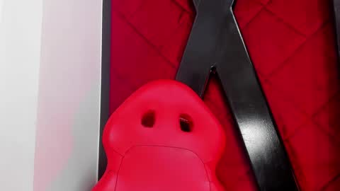 Snapshot of hanna_slut chatting on December 31, 2:08 am EVA online show from December 31, 2:08 am