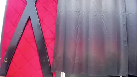 Snapshot of hanna_slut chatting on February 14, 4:15 am EVA online show from February 14, 4:15 am