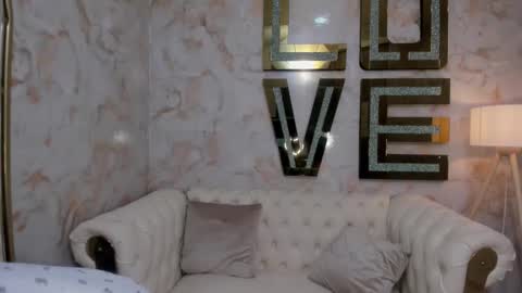 Snapshot of hanna_slut chatting on October 22, 10:15 am EVA online show from October 22, 10:15 am