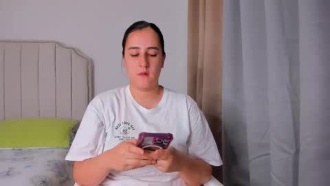 Hanna online show from March 14, 8:03 pm