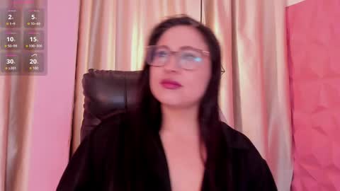 hannabackerr online show from April 9, 11:48 am