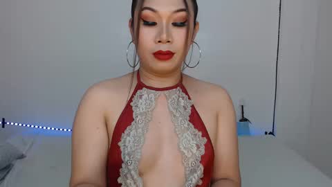 Hannah online show from February 1, 2:37 am