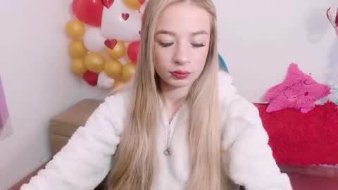 Hannah 027 online show from September 15, 12:27 pm