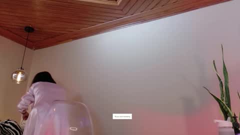 Hannah  online show from March 2, 12:46 am