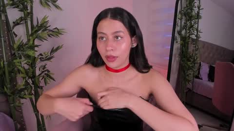 Hannah online show from January 29, 8:25 pm