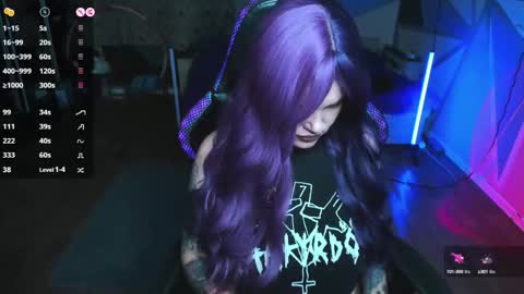 Hannah online show from October 1, 11:44 pm