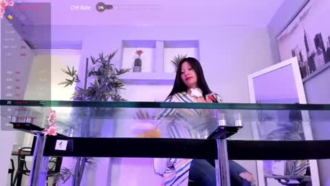 HANNAH HOWELL online show from February 28, 3:59 pm