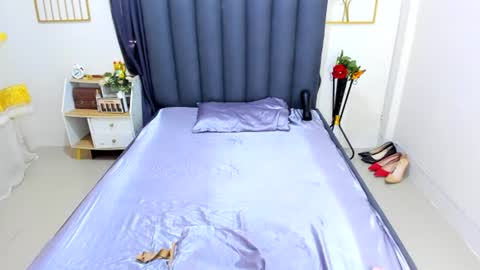 hannah_louissex online show from June 21, 10:56 pm