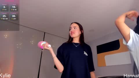 Hannah online show from January 2, 6:07 am