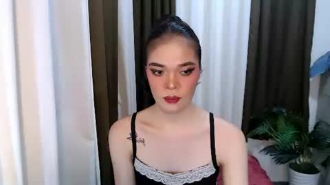 Snapshot of hannahforyou chatting on May 11, 3:07 pm HANNAH online show from May 11, 3:07 pm