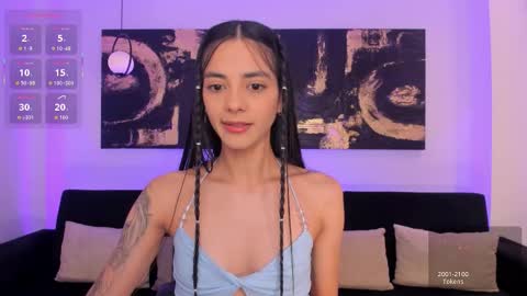 Snapshot of hannahjamesx chatting on October 17, 8:11 pm HANNAH J online show from October 17, 8:11 pm