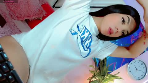 Snapshot of hannahsmit_ chatting on January 25, 10:07 pm hannahsmit_ online show from January 25, 10:07 pm