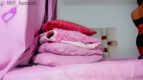 hannahsmit_ online show from September 20, 8:37 am