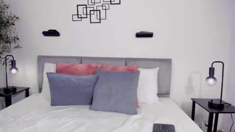 Hanna Os online show from April 9, 11:37 am