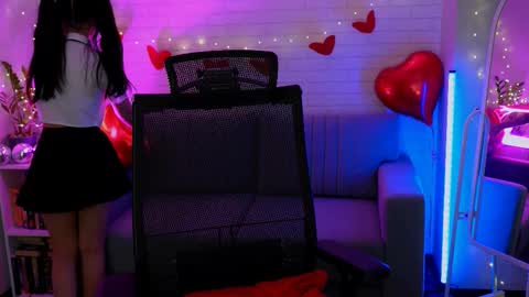 hannarosie online show from February 15, 5:42 pm