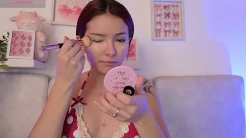 Snapshot of hanni_dulce chatting on May 2, 12:21 pm Yumii online show from May 2, 12:21 pm