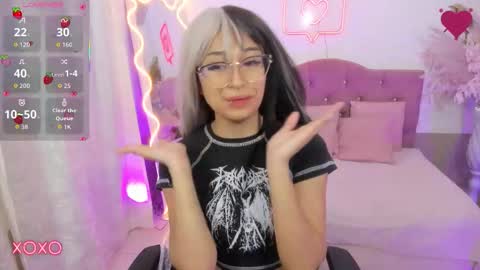 HANNI  online show from December 22, 11:40 am