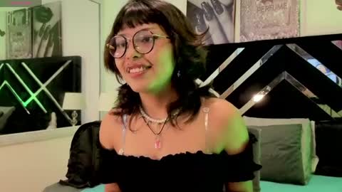 hannita_01 online show from June 2, 1:13 pm