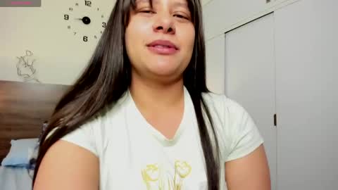 taylor live   online show from April 5, 11:46 pm