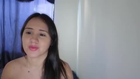 Snapshot of hanny_kail chatting on June 2, 8:11 pm hanny online show from June 2, 8:11 pm