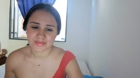 Snapshot of hanny_kail chatting on June 23, 8:18 pm hanny online show from June 23, 8:18 pm