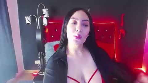 hanny online show from November 12, 8:41 pm