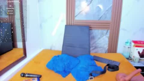 Hanny Mansonh online show from November 1, 3:30 am