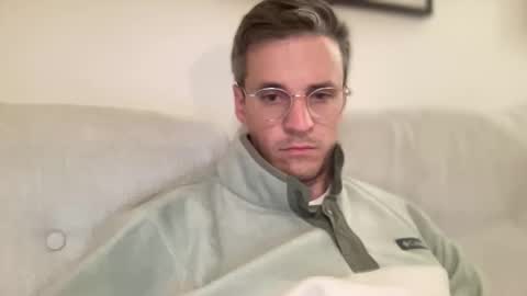 Snapshot of hansimglueck696969 chatting on September 28, 10:26 pm hansimglueck696969 online show from September 28, 10:26 pm