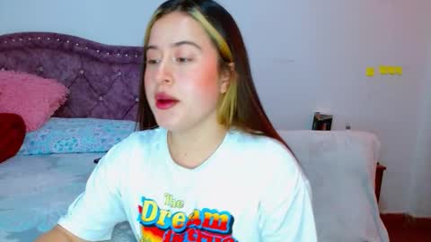 isabella   online show from November 6, 6:20 pm