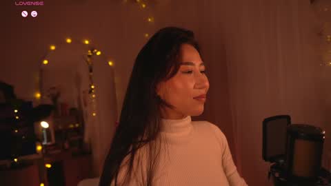 Snapshot of hanymel chatting on December 25, 12:27 am Mizi online show from December 25, 12:27 am