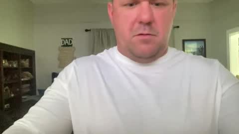 DadBod online show from November 19, 4:29 pm