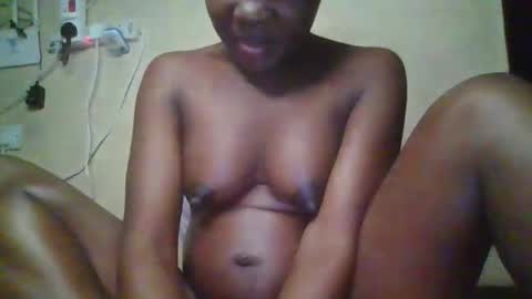 happy_dimple online show from October 7, 10:56 am