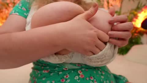 HappyAlice online show from February 19, 5:53 pm