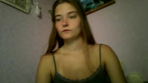 Snapshot of happyemily18 chatting on October 29, 11:56 am happyemily  online show from October 29, 11:56 am