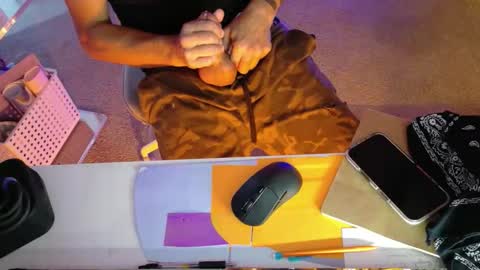 Josh Hamilton online show from November 13, 8:24 am