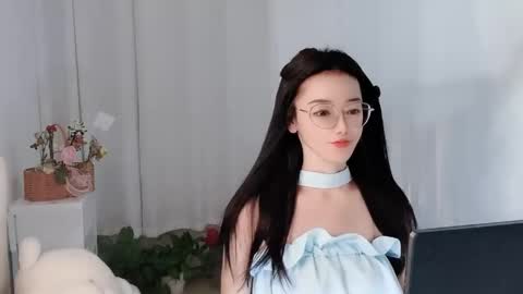 Daisy online show from April 4, 2:43 am