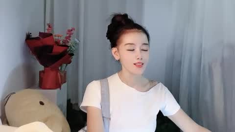 Daisy online show from May 28, 2:47 pm