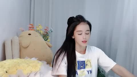 Daisy online show from June 3, 2:33 pm