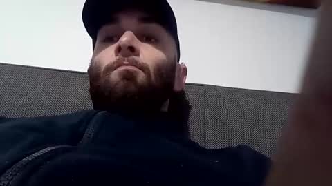 Calvin Secret  online show from January 17, 10:01 pm