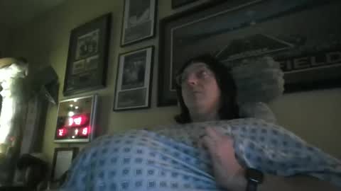 Snapshot of happynpregnantmi chatting on January 13, 9:42 pm happynpregnantmi online show from January 13, 9:42 pm