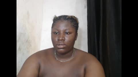 Snapshot of happyslut7 chatting on October 15, 7:03 pm happyslut7 online show from October 15, 7:03 pm