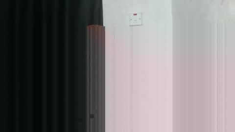 Snapshot of happyslut7 chatting on October 24, 9:11 pm happyslut7 online show from October 24, 9:11 pm