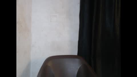 Snapshot of happyslut7 chatting on October 27, 11:31 pm happyslut7 online show from October 27, 11:31 pm