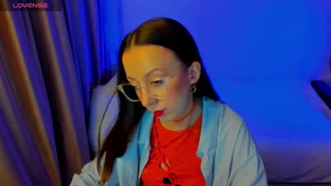 Stephanie online show from March 17, 7:50 pm