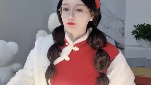 Snapshot of happysweetie168 chatting on February 8, 3:10 pm Daisy online show from February 8, 3:10 pm