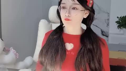 Snapshot of happysweetie168 chatting on February 14, 5:14 pm Daisy online show from February 14, 5:14 pm