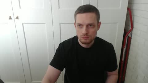 happyvelvetpaw online show from January 11, 8:52 am