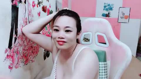 Snapshot of hara9922 chatting on July 3, 2:45 pm hara9922 online show from July 3, 2:45 pm