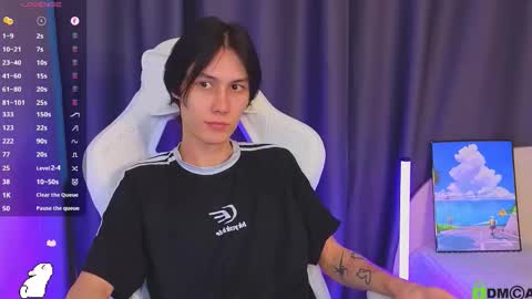 Mark online show from February 19, 2:24 pm