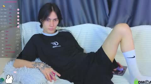 Mark online show from April 13, 10:48 pm